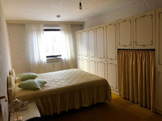 Beautiful, spacious, furnished 3 room apartment in Hamburg Berne
