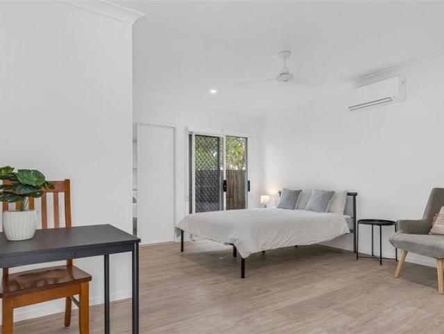 BEAUTIFUL STUDIO UNITS IN RICHLANDS