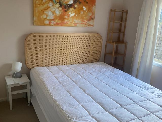 Beautiful sunlit, private bedrooms in a cosy and quiet home