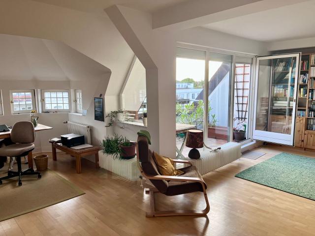 Beautiful sunny attic apartment in Steglitz, Berlin Amsterdam Apartments for Rent
