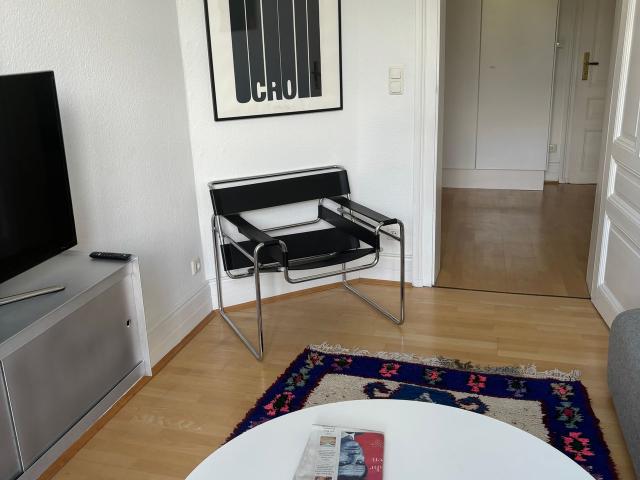 Beautiful, sunny, spacious and modern flat, Frankfurt Amsterdam Apartments for Rent
