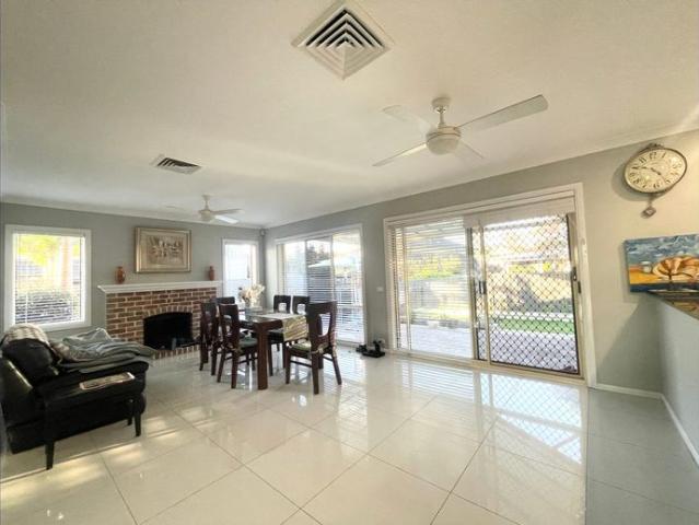 Beautiful! Peaceful Master bedroom for rent in Beaumont Hills, it’s furnished and all bills included.