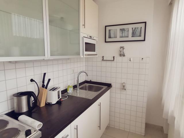Beautiful Place in the BEST AREA!, Dusseldorf Amsterdam Apartments for Rent