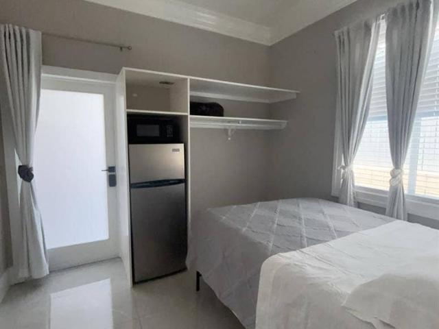 Beautiful private room and bathroom