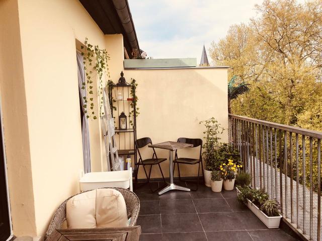Beautiful, quiet apartment with terrace in central Unterbilk, Dusseldorf Amsterdam Apartments for Rent
