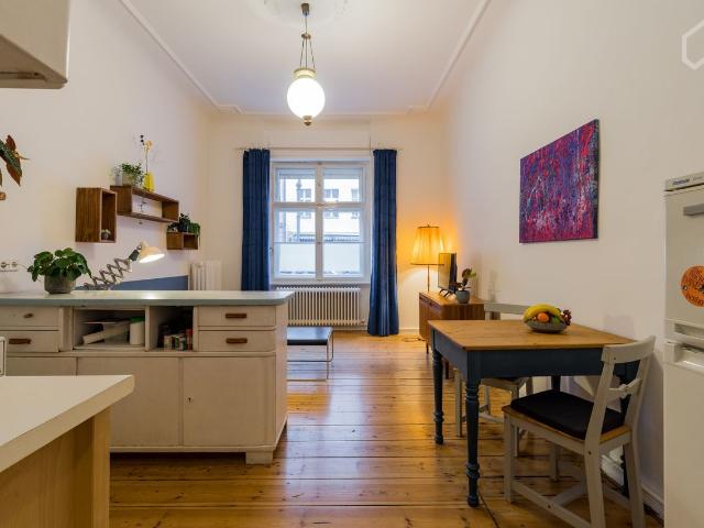 Beautiful retro apartment with shared terrace in the heart of Neukölln, Berlin Amsterdam Apartments for Rent