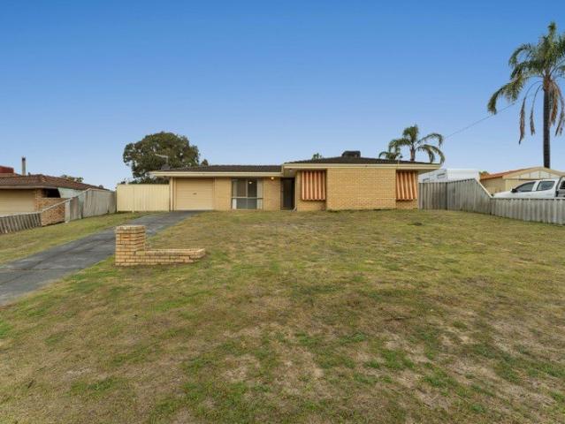 Beautiful Refurbished Home on Large R20 Block Ready to Move In!
