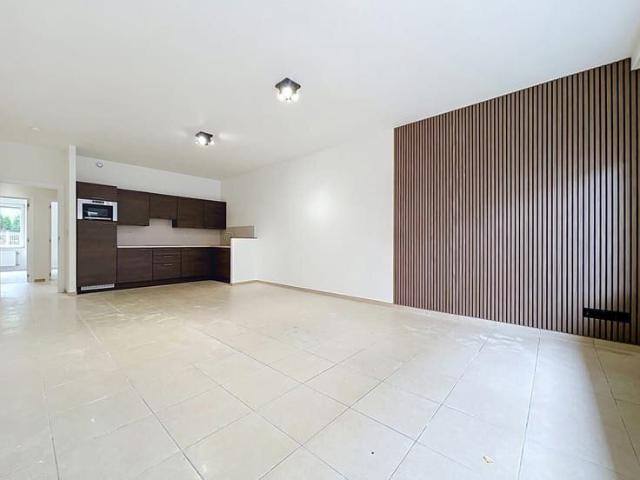 Beautiful renovated apartment +/ 79m² 2 bedrooms