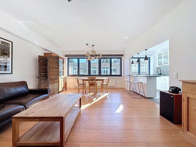 Beautiful renovated, furnished apartment: 2 BR and terrace