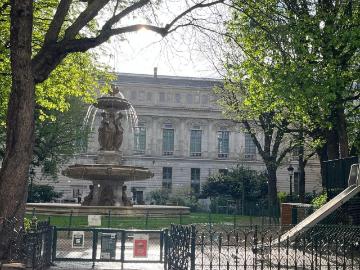 Beautiful renovated flat, ideally located, Paris Amsterdam Apartments for Rent