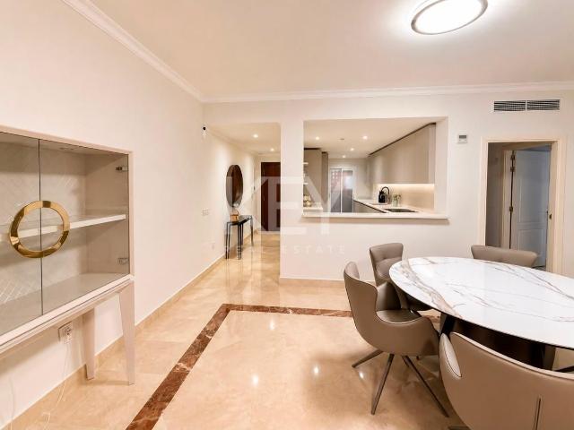 Beautiful Renovated Ground Floor Apartment for Long Term Rental in Bahía de Alcántara, Marbella