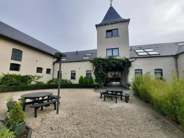 Beautiful renovated rustic house, quiet
