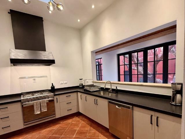 Beautiful Residence in Villas Acuarela, 4 bedrooms with en suite bathrooms, high quality finishes