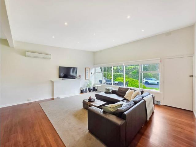 Beautiful riverside location