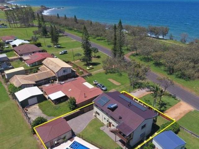 Beautiful Waterfront Home DUAL LIVING + POOL + SHED
