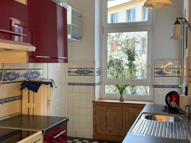 Beautiful West Berlin vintage apartment