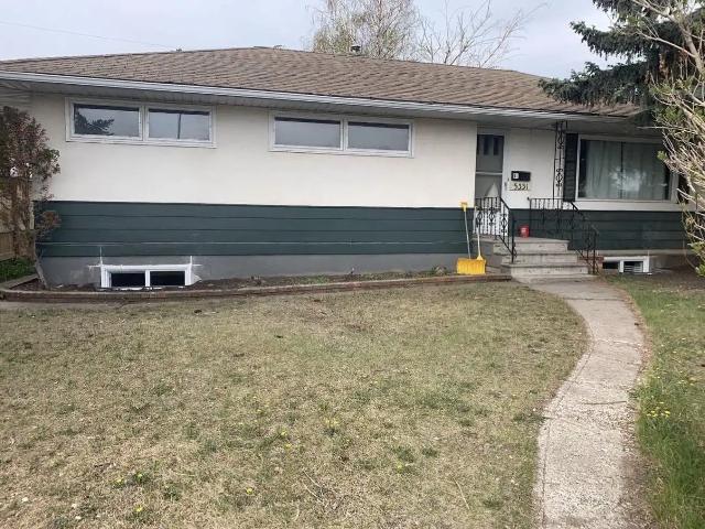 Beautiful Westgate Home for Rent – SW Calgary Location