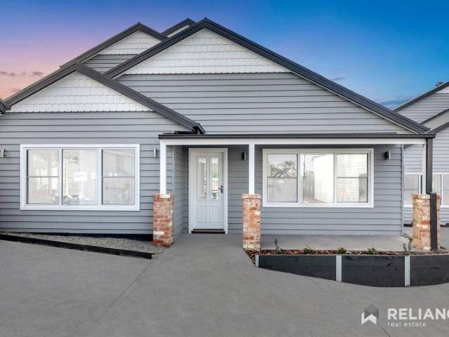 Beautiful Town House in center of Town