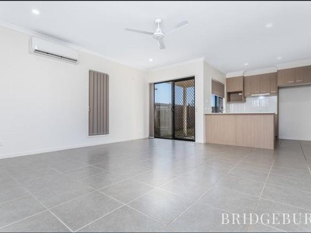 Beautiful Townhouse in Griffin Rise