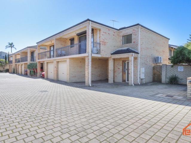 Beautiful Townhouse in Prime Location
