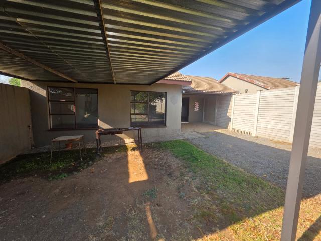 BEAUTIFUL TOWNHOUSE TO RENT IN KAALPLAATS!
