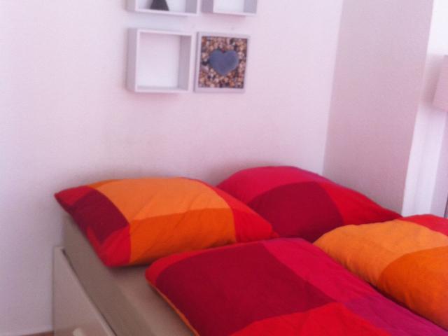 Beautiful temporary home with small garden for shared use in beautiful lag in the middle of Kreuzberg Berlin, Berlin Amsterdam Apartments for Rent