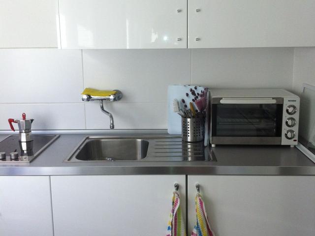 Beautiful temporary home with small garden for shared use in beautiful lag in the middle of Kreuzberg Berlin, Berlin Amsterdam Apartments for Rent