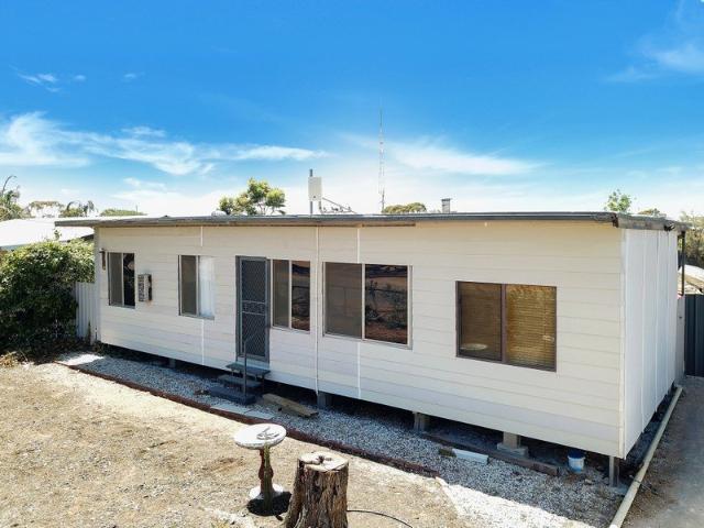 Beautiful Three Bedroom Home in Morgan
