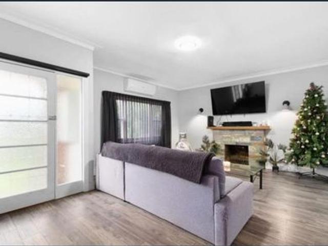 BEAUTIFUL THREE BEDROOM HOME