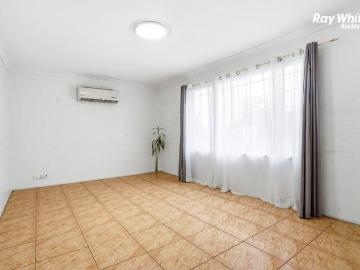 BEAUTIFUL THREE BEDROOM HOME!
