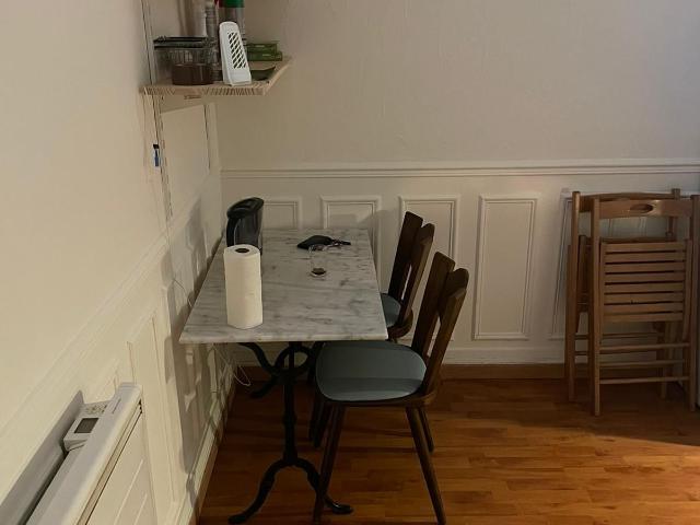 Beautiful two bedroom apartment in Clichy