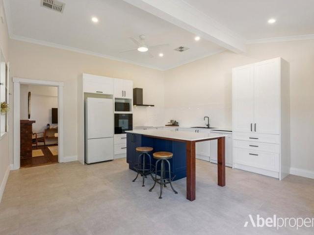 Beautiful Two Bedroom Home in Great Wembley Location