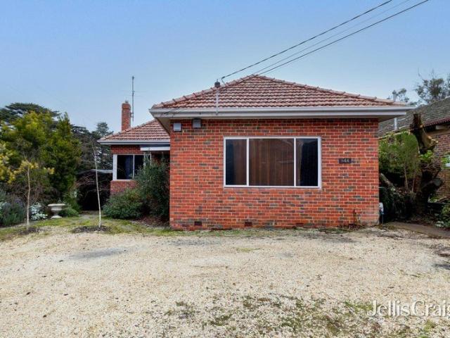 Beautiful two bedroom home on a low maintenance corner allotment!