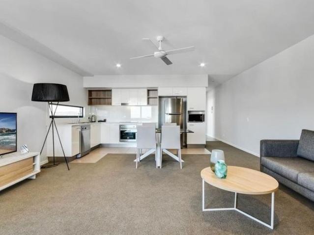 Beautiful Two Bedroom Unit in Central Mooloolaba