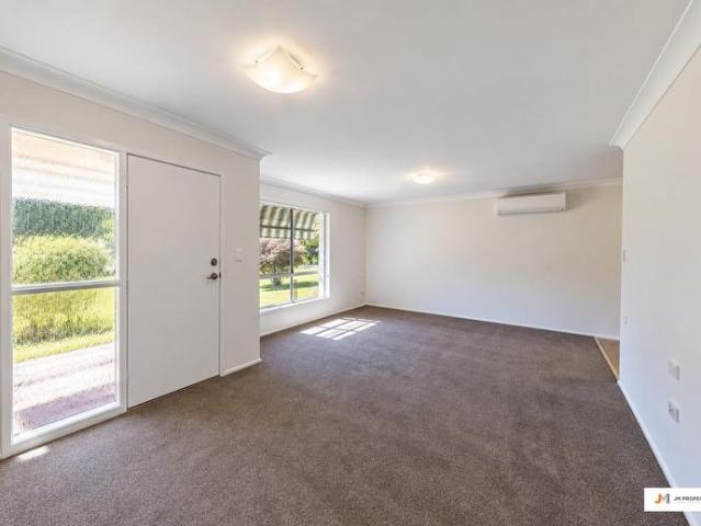 Beautiful Two Bedroom Villa – Comfortable & Convenient Living