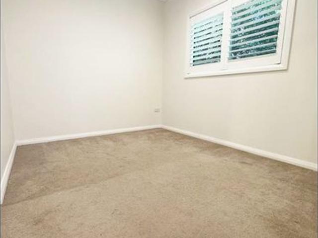 Beautiful Two Bedrooms Granny Flat for Lease !