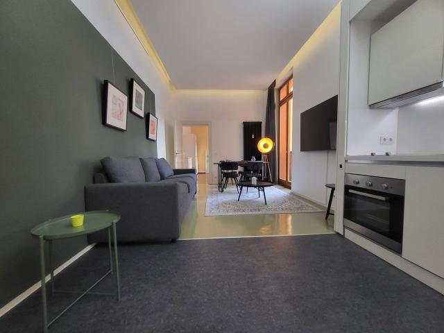 Beautiful two room apartment with high quality furnishings in a central location in Friedrichshain Berlin, Berlin Amsterdam Apartments for Rent