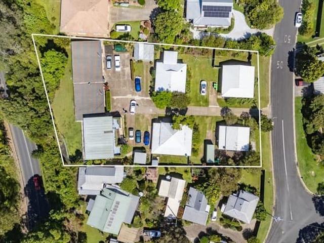Beautiful Unique Property With Rental Income & Development Potential