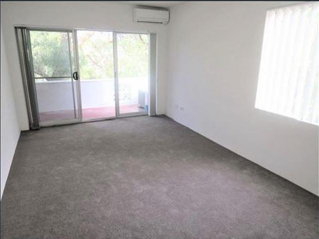 Beautiful unit in the heart of Gymea
