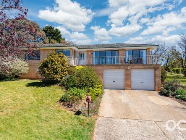 Beautiful Views & Effortless Family Living