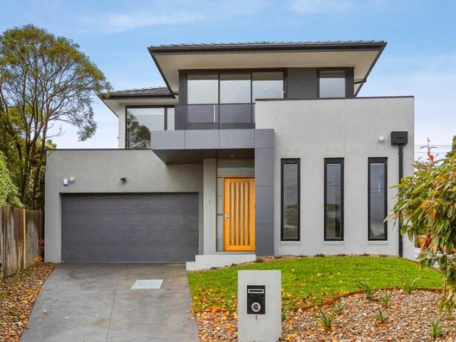 Beautiful Views Stunning Townhouse