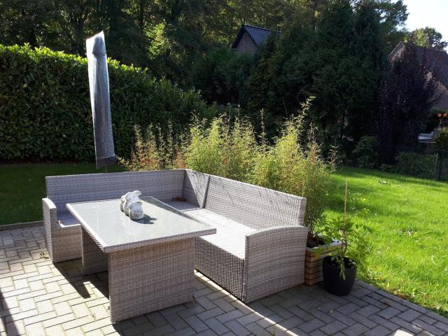 Beautiful villa apartment with spacious terrace and garden