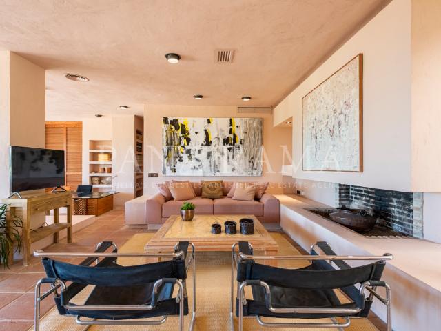 Beautiful villa in the gated community of El Rosario