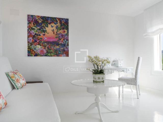 Beautiful villa with garden, private pool and wonderful sea views for rent in Punta Brava, the most prestigious residential area of Sant Feliu de Guíxols, at the Costa Brava