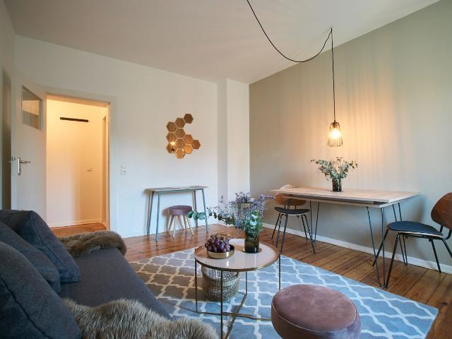 Beautiful vintage apartment in the middle of Prenzlauer Berg, Berlin Amsterdam Apartments for Rent