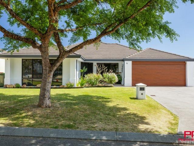 BEAUTIFULLY TRANSFORMED FAMILY HOME
