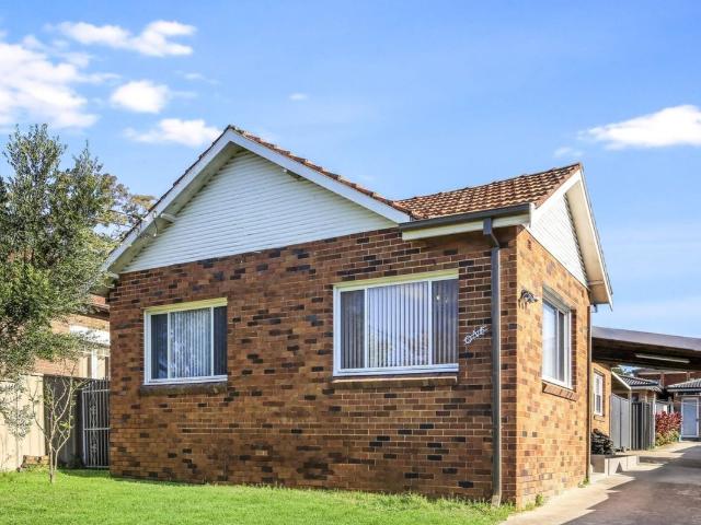 Beautifully Updated Family Home with Covered Outdoor Entertaining
