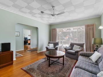 Beautifully Updated Family Living in a Sought After Altona Pocket