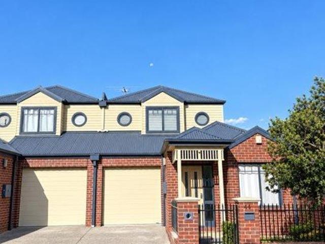 Beautifully Updated Home in the Heart of Brunswick