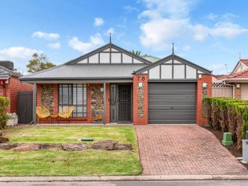 Beautifully updated home, perfect for first home buyers or downsizers